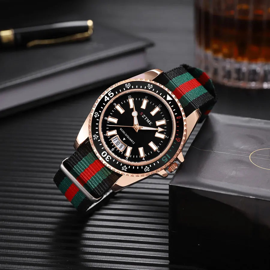 Reloj con calendario con correa de nailon a la moda para hombres
